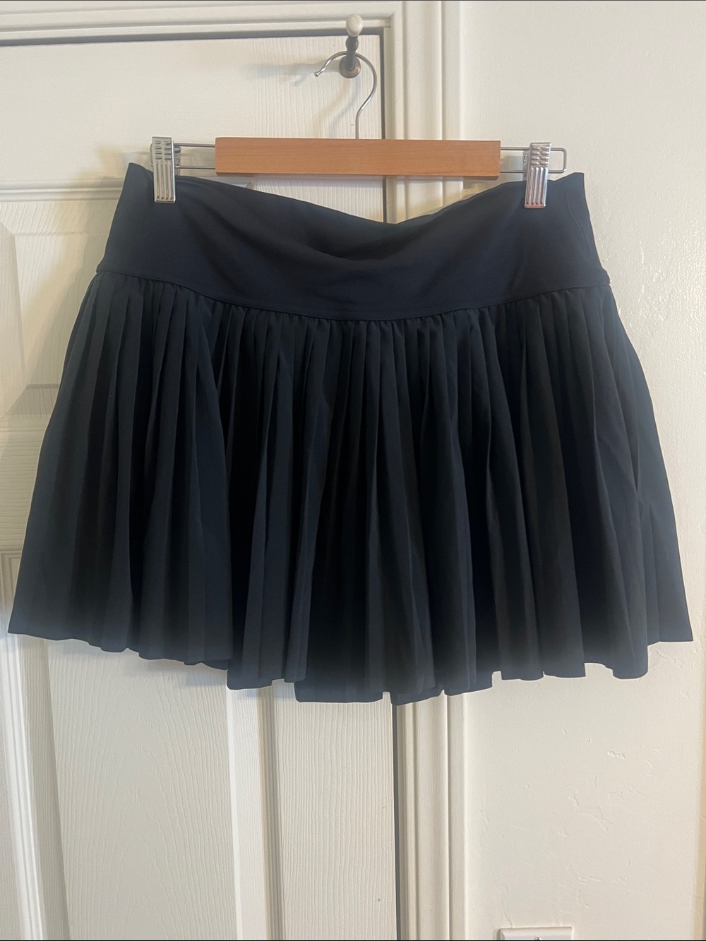 aerie Black Pleated Skater Mini Skirt